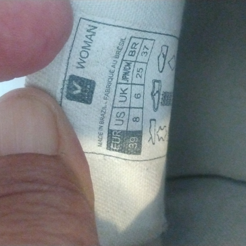 VEJA  Shoes - Picture 11 of 12
